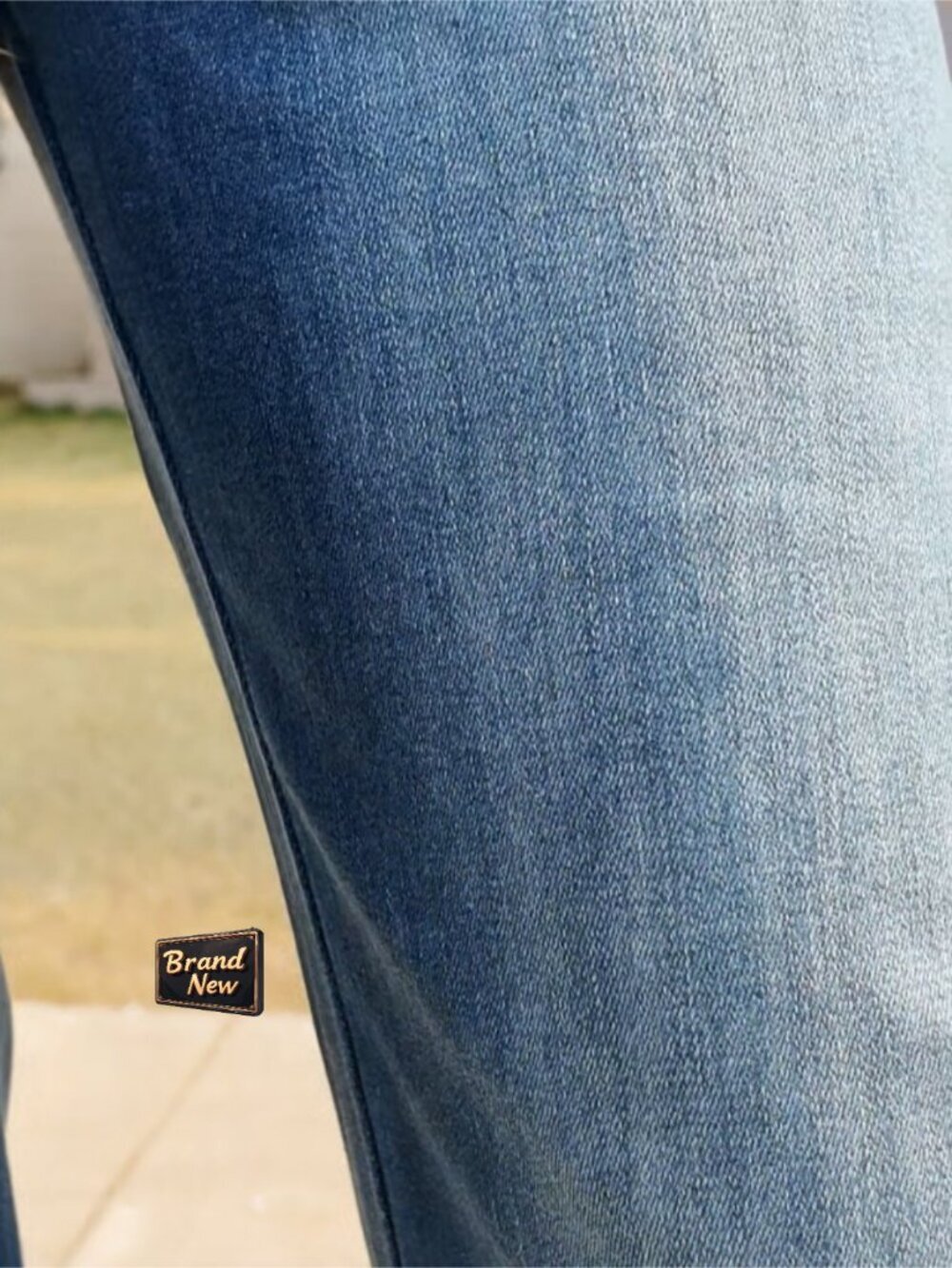High Waisted Wide Leg Baggy Jeans with Pockets - Picture 7 of 7